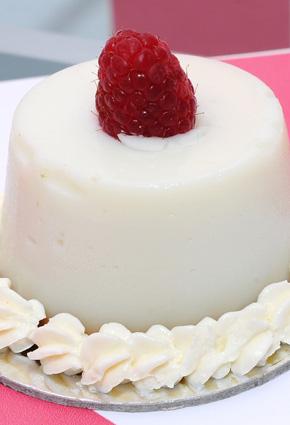 Maison Sucre يقدم تشكيلة رائعة من الكيك والحلوى